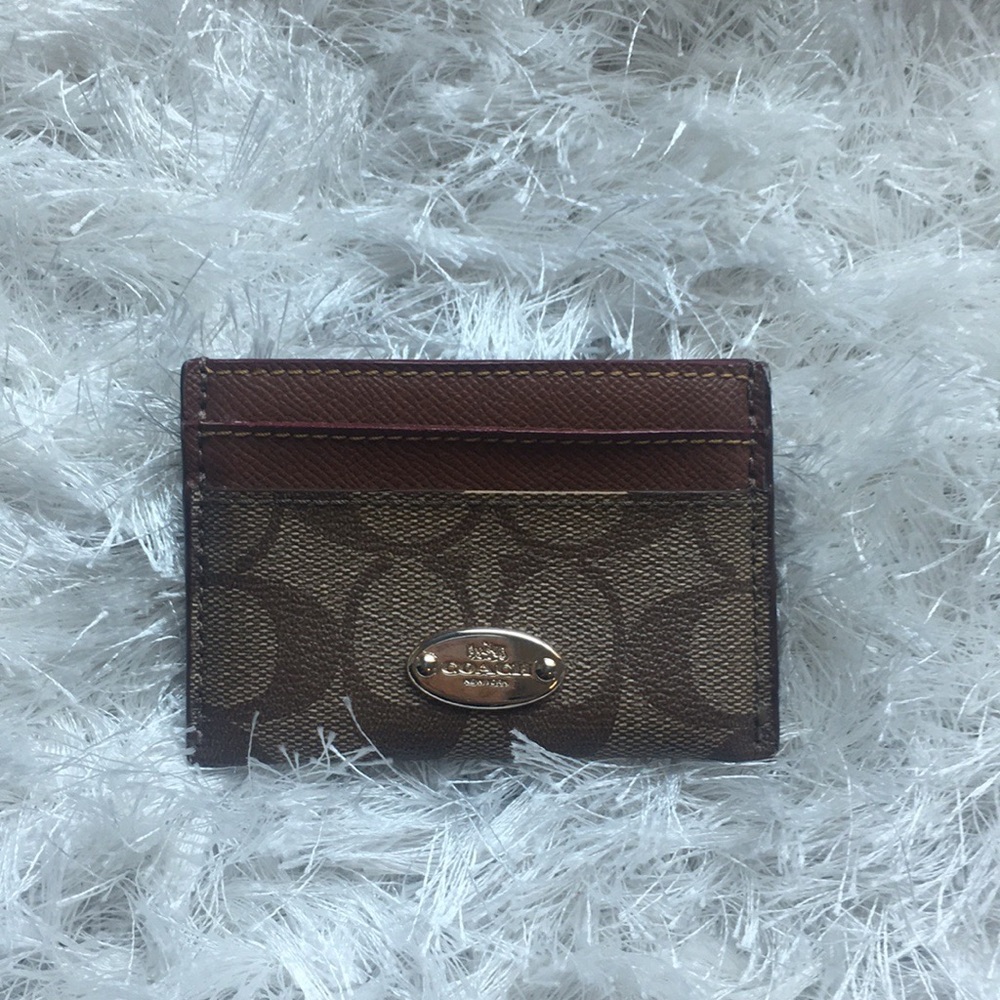 Coach Leather Card Holder With Signature Print Gem
